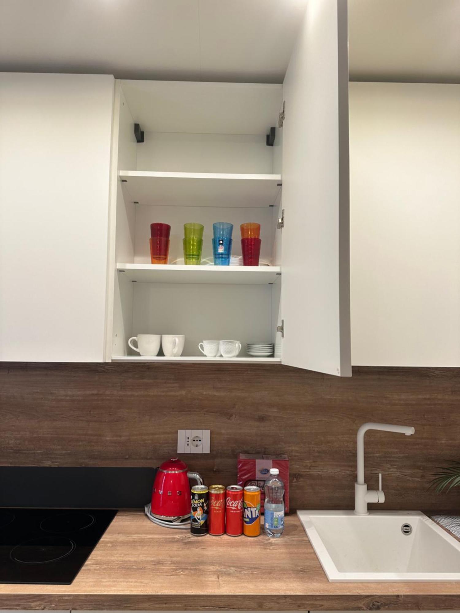 Private Apartment With Wi-Fi Milano City Near Duomo Atena Экстерьер фото