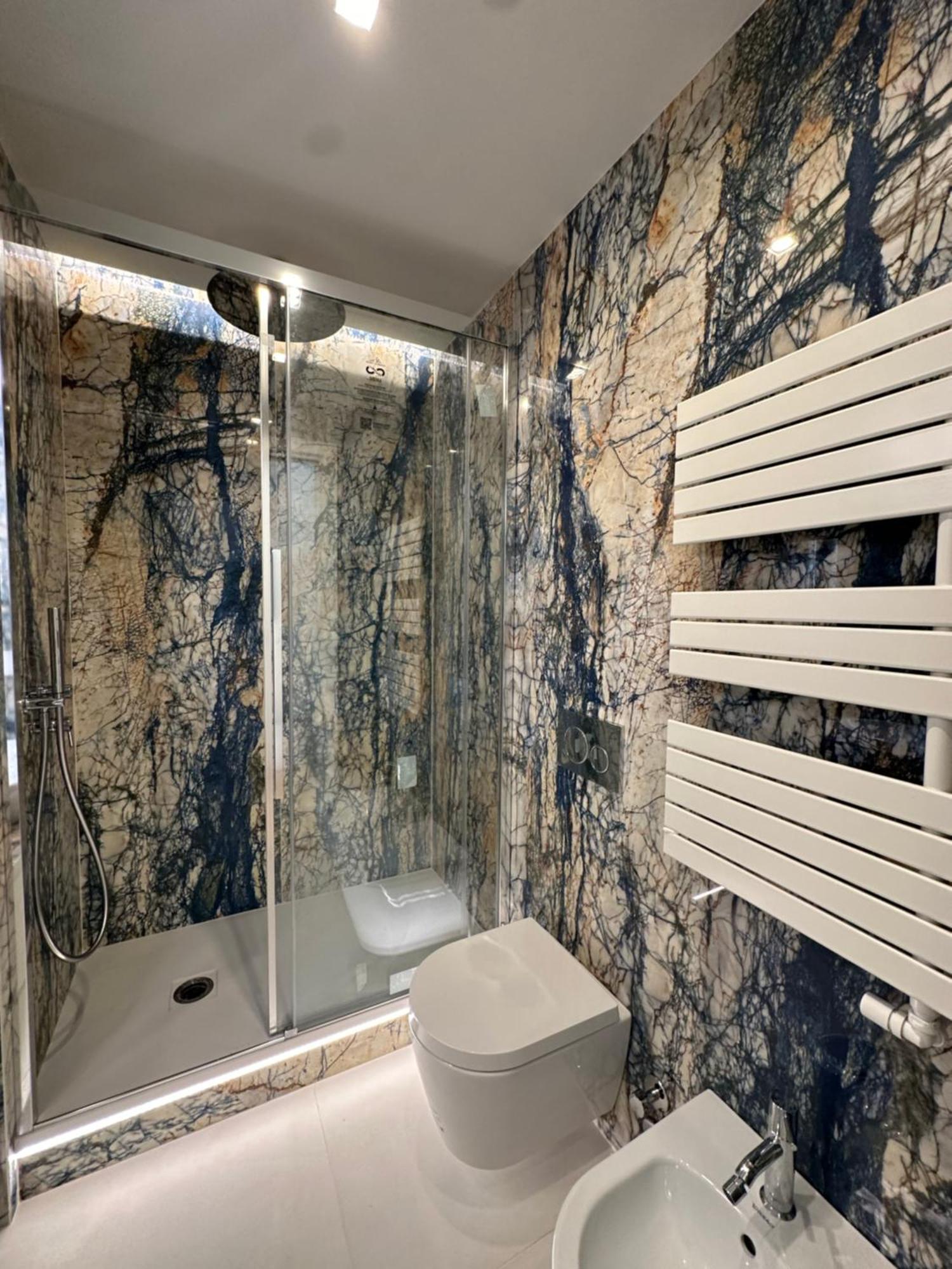 Private Apartment With Wi-Fi Milano City Near Duomo Atena Экстерьер фото