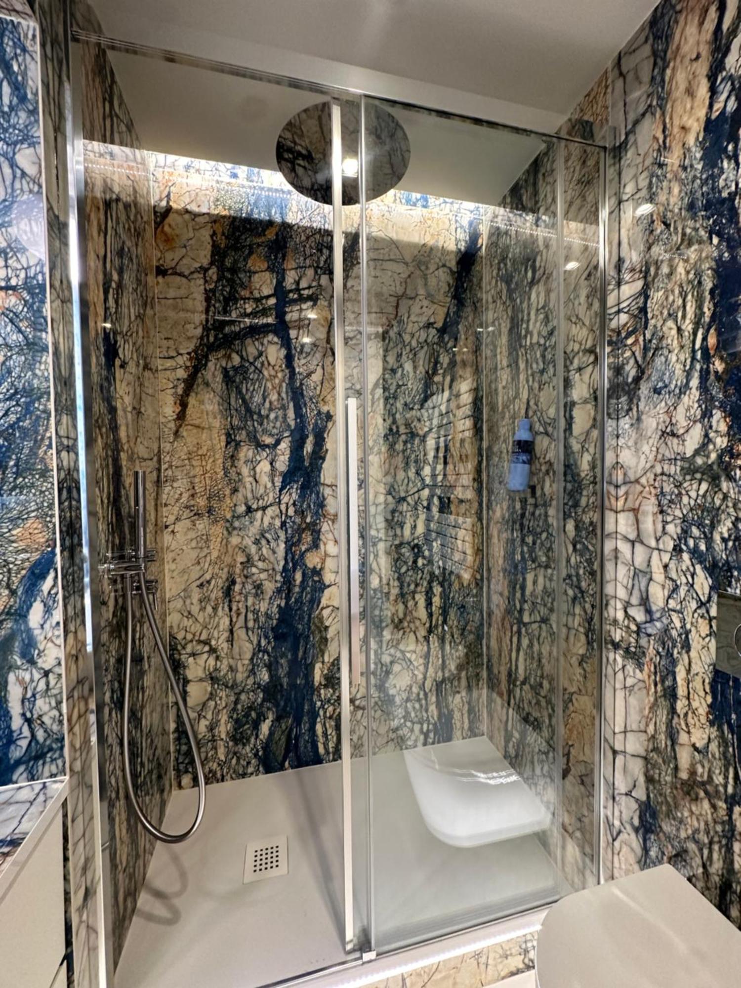 Private Apartment With Wi-Fi Milano City Near Duomo Atena Экстерьер фото